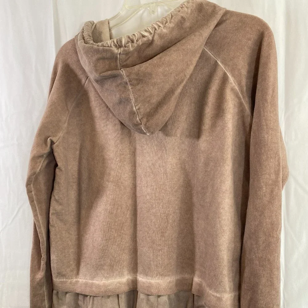 Made in Italy Light Brown Sequined Long Sleeve Hoodie Top NWOT Size Large - Picture 15 of 15